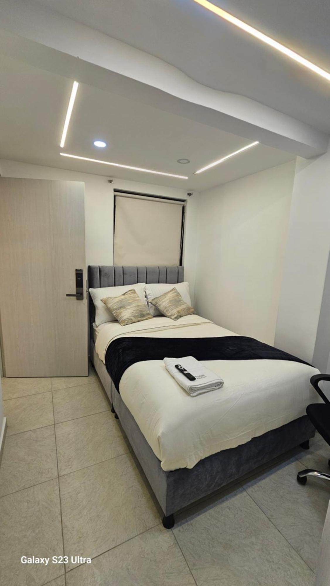 Hotel West Inn Богота Экстерьер фото