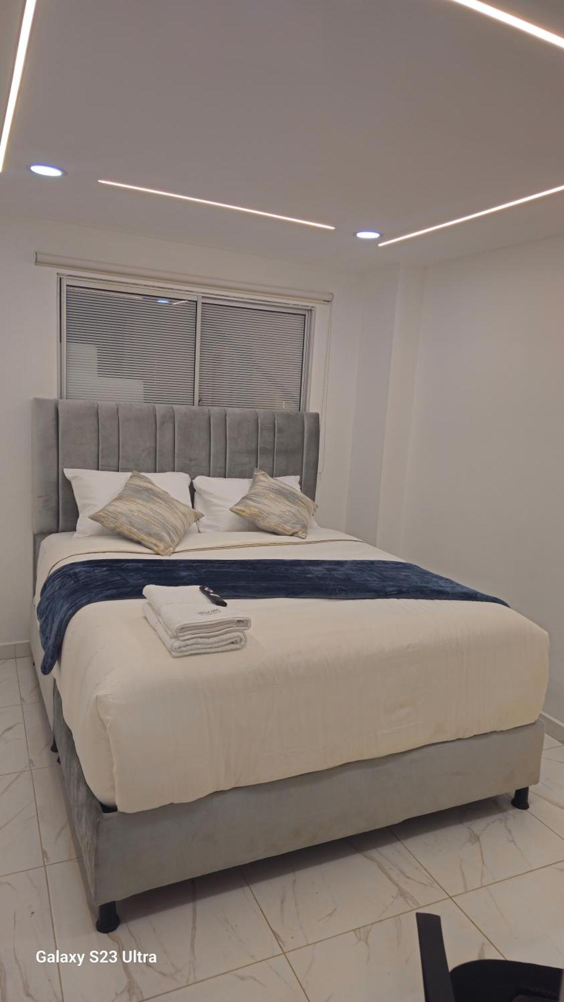 Hotel West Inn Богота Экстерьер фото